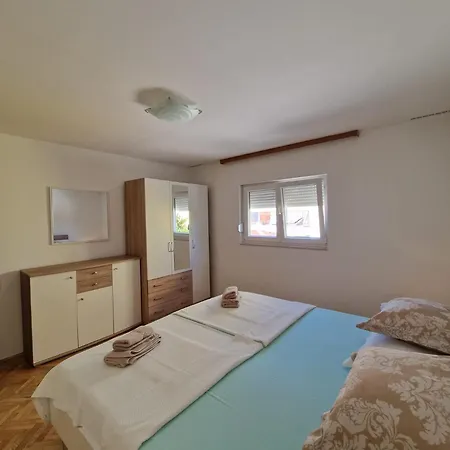 Jana Apartman