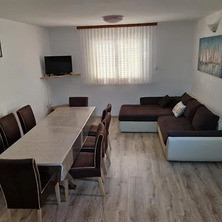 Apartman Jana Pakoštane